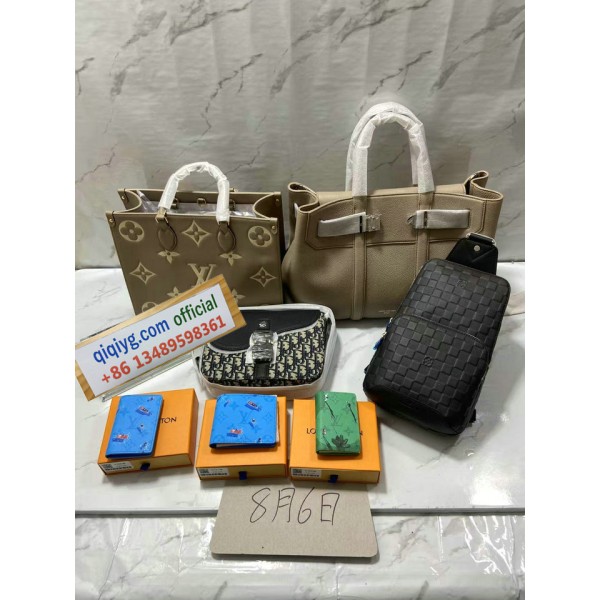 qiqiyg.com whatsapp:+8613489598361 Sacs à main et vêtements de mode en gros Darcy-yupoo Topk8-04