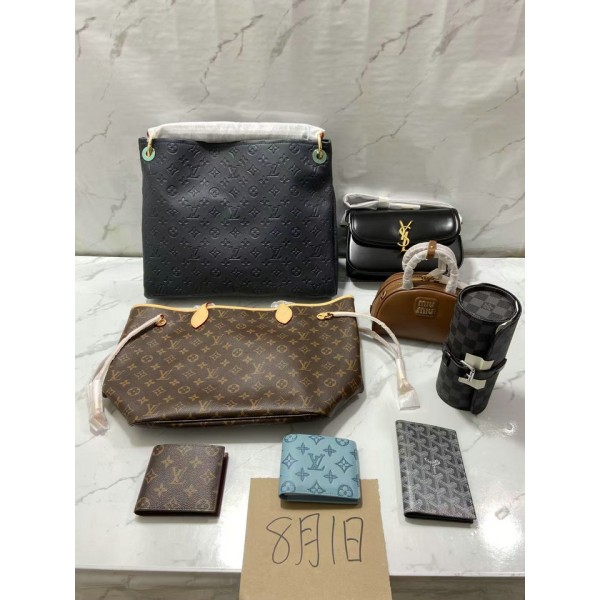 qiqiyg.com whatsapp:+8613489598361 Sacs à main et vêtements de mode en gros Darcy-yupoo Topk8-07