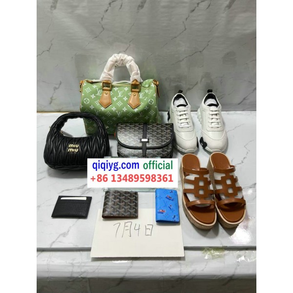 qiqiyg.com whatsapp:+8613489598361 Sacs à main et vêtements de mode en gros Darcy-yupoo Topk8-13