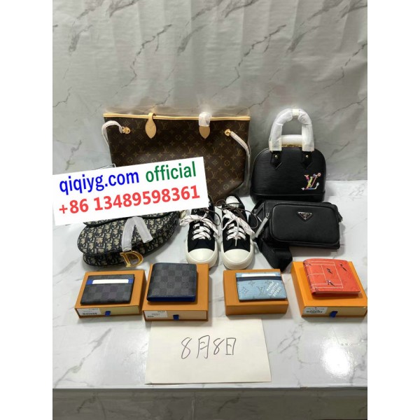 qiqiyg.com whatsapp:+8613489598361 Sacs à main et vêtements de mode en gros Darcy-yupoo Topk8-17