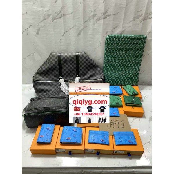 qiqiyg.com whatsapp:+8613489598361 Sacs à main et vêtements de mode en gros Darcy-yupoo Topk8-18