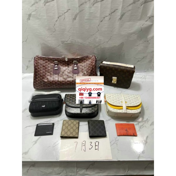 qiqiyg.com whatsapp:+8613489598361 Sacs à main et vêtements de mode en gros Darcy-yupoo Topk8-32