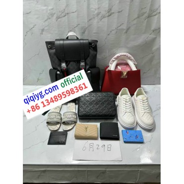 qiqiyg.com whatsapp:+8613489598361 Sacs à main et vêtements de mode en gros Darcy-yupoo Topk8-38