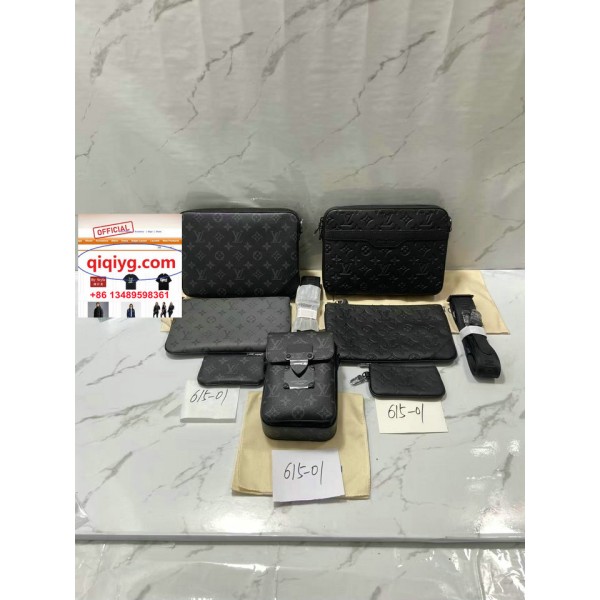 qiqiyg.com whatsapp:+8613489598361 Sacs à main et vêtements de mode en gros Darcy-yupoo Topk8-88