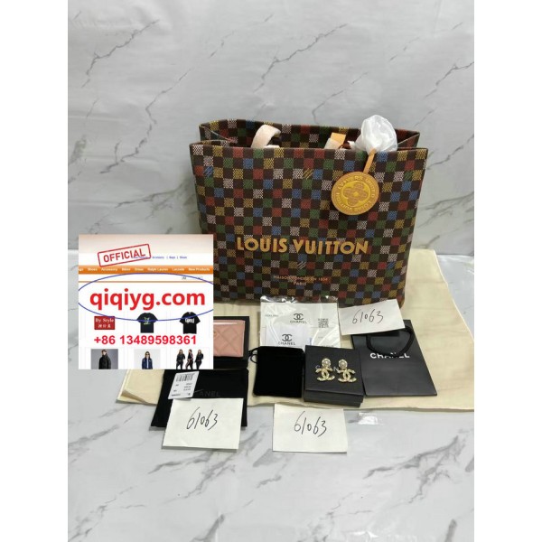 qiqiyg.com whatsapp:+8613489598361 Sacs à main et vêtements de mode en gros Darcy-yupoo Topk8-105