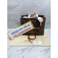 qiqiyg.com whatsapp:...