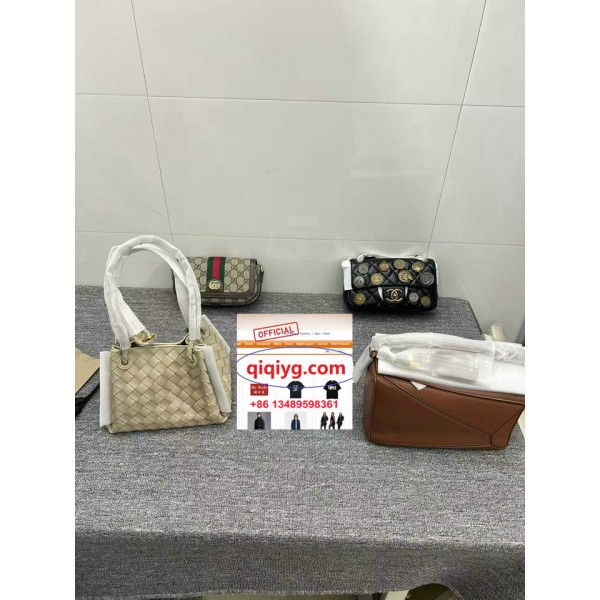 qiqiyg.com whatsapp:+8613489598361 Sacs à main et vêtements de mode en gros Darcy-yupoo Topk8-122