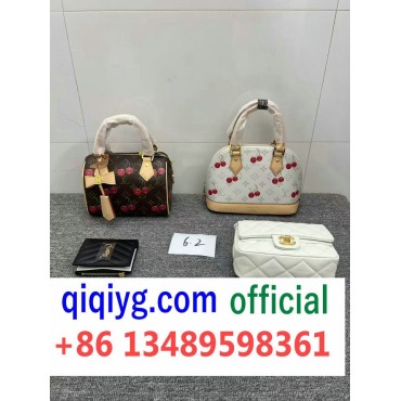 qiqiyg.com whatsapp:+8613489598361 Sacs à main et vêtements de mode en gros Darcy-yupoo Topk8-127