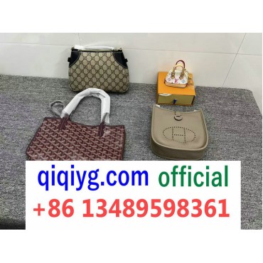 qiqiyg.com whatsapp:+8613489598361 Sacs à main et vêtements de mode en gros Darcy-yupoo Topk8-154