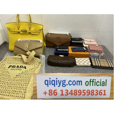 qiqiyg.com whatsapp:+8613489598361 Sacs à main et vêtements de mode en gros Darcy-yupoo Topk8-175